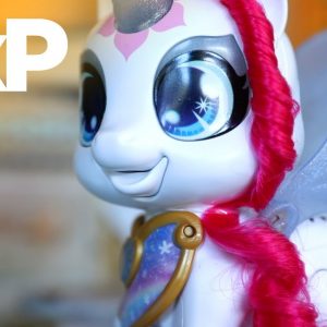 Mia the Unicorn is the brightest friend kids could ask for! | A Toy Insider Play by Play