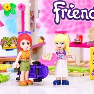 Lego Friends Heartlake City Park Cafe (aka the Waffle House) - Build & Review