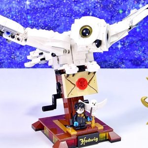 This Hedwig really flies! Building a Lego automaton