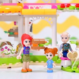 Lego Friends Organic Cafe Build & Review