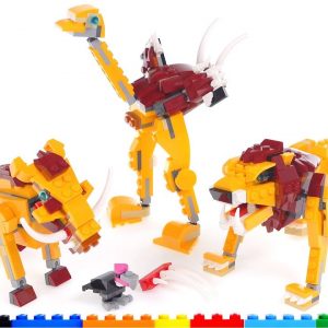 LEGO Creator 3-in-1 Wild Lion 31112 review with warthog & ostrich alternate builds!