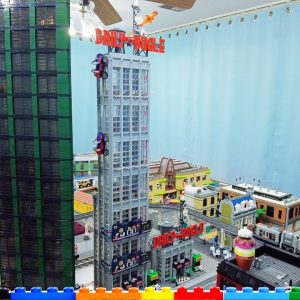 LEGO Spider-Man Daily Bugle x2 -- double height! (almost) comparison in my city