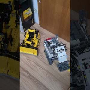 Bulldozer vs. Excavator - Size comparison LEGO Technic #shorts