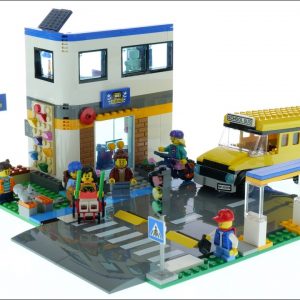 LEGO City 60329 School Day - LEGO Speed Build Review