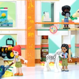 We're off on safari 🦒 New giraffe and zebra - Lego Friends Mia's Wildlife Rescue build & review