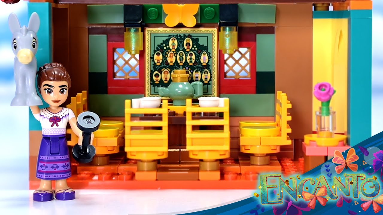 The Magical Madrigal House | Building the dining room 🫏💪 Lego Disney Encanto build & review part 1