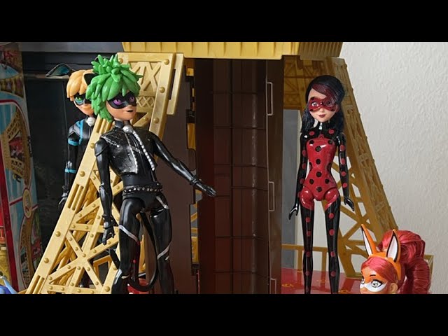 Paris Heroez Giant Miraculous Ladybug Playset