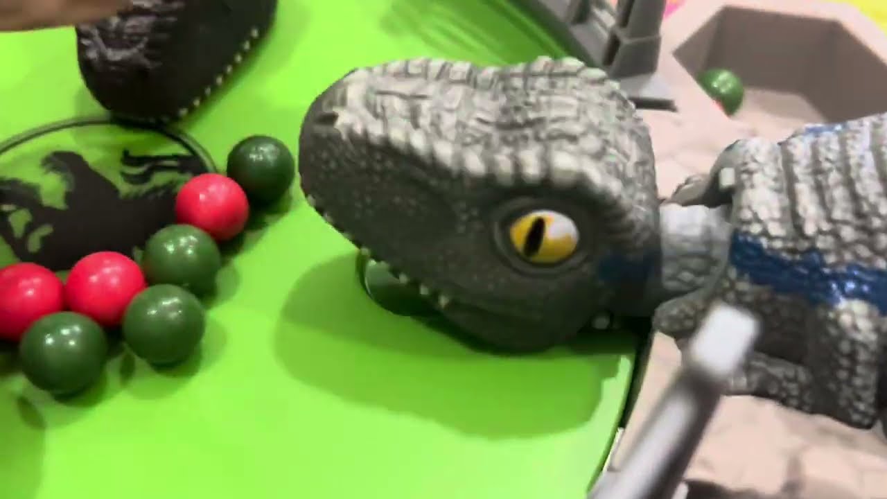 Jurassic World Hungry Hippos! Ravenous Raptors Dino Chomping Game Review