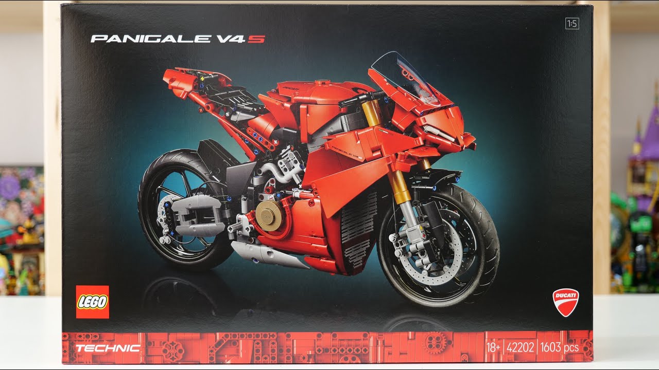 LEGO Technic 42202 Ducati Panigale V4 S Motorcycle – LEGO Speed Build Review