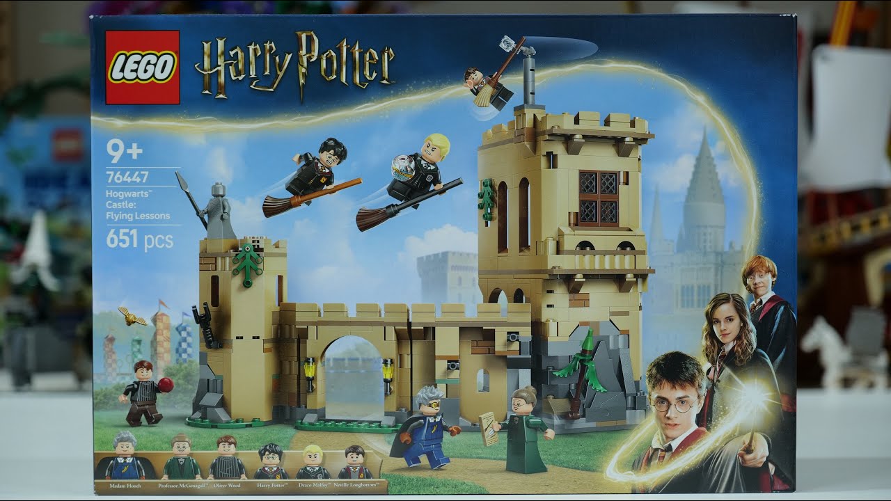 LEGO Harry Potter 76447 Hogwarts Castle : Flying Lessons - LEGO Speed Build Review